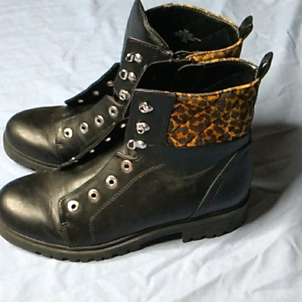 Size 9 womens nine west boots